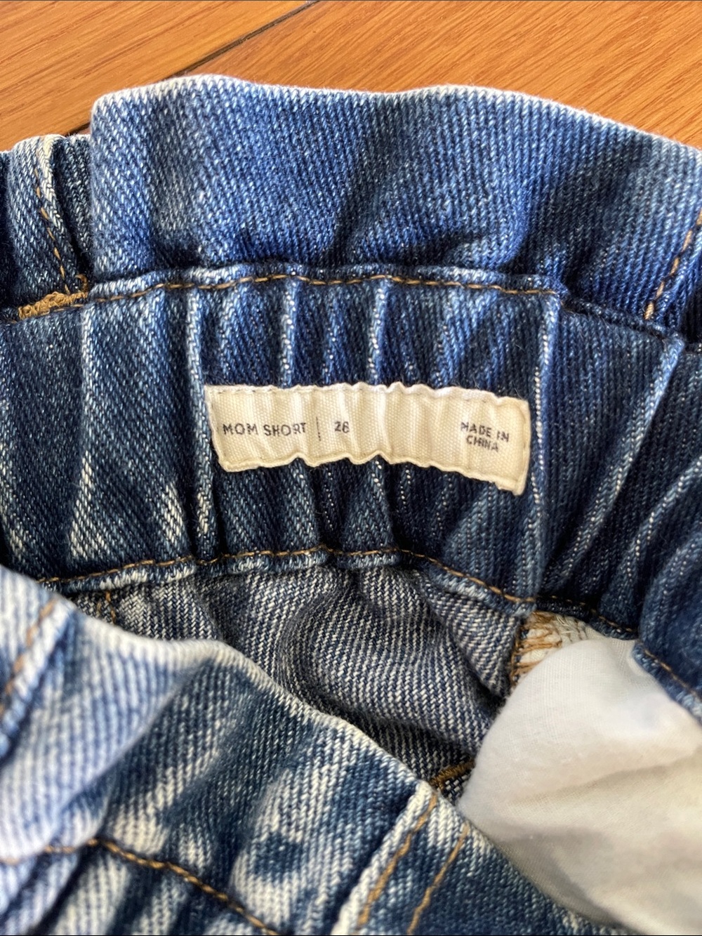 PacSun High-Waist Paperbag Denim Mom Shorts - Washed Blue - Picture 4 of 5